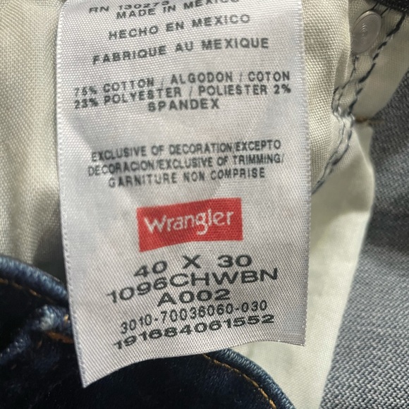 Wrangler Jeans - Picture 8 of 9